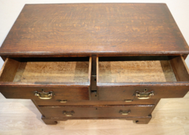 Antieke Engelse commode 18e eeuw