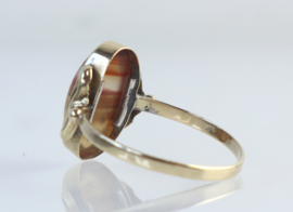 Vintage gouden ring met streepagaat