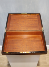 Antieke Engelse schrijfkist met geheime vakjes