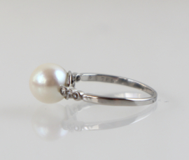 Art Deco platina ring met parel en diamantjes