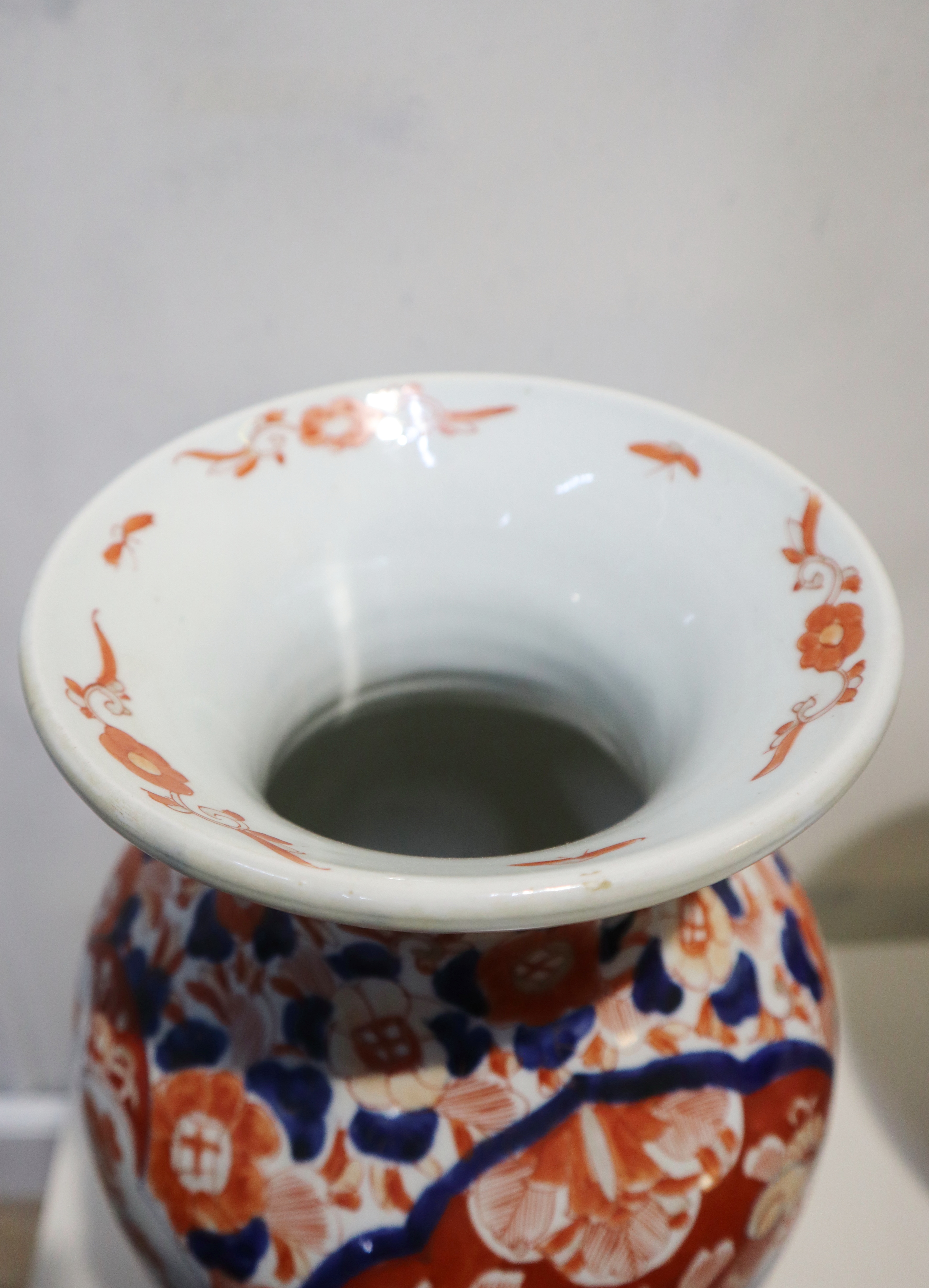 Set antieke Imari porseleinen vazen