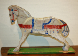 Antiek speelgoed paardje