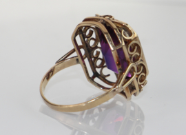 Vintage gouden cocktailring met paarse steen, jaren '50/'60