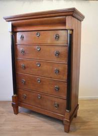 Antieke Hollandse chiffonière