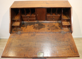 Antieke Engelse secretaire 18e eeuw