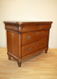 Antieke Hollandse commode, 19e eeuw.