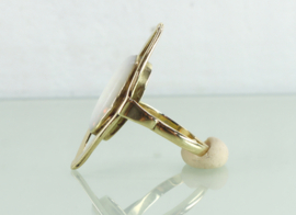 Vintage gouden ring met opaal