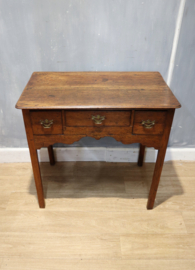 Antiek Engelse wandtafeltje, Lowboy