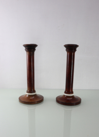 Set antieke houten kandelaars