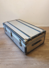 Vintage aluminium reiskoffer