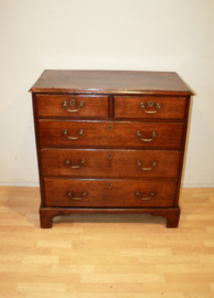 Antieke Engelse commode 18e eeuw