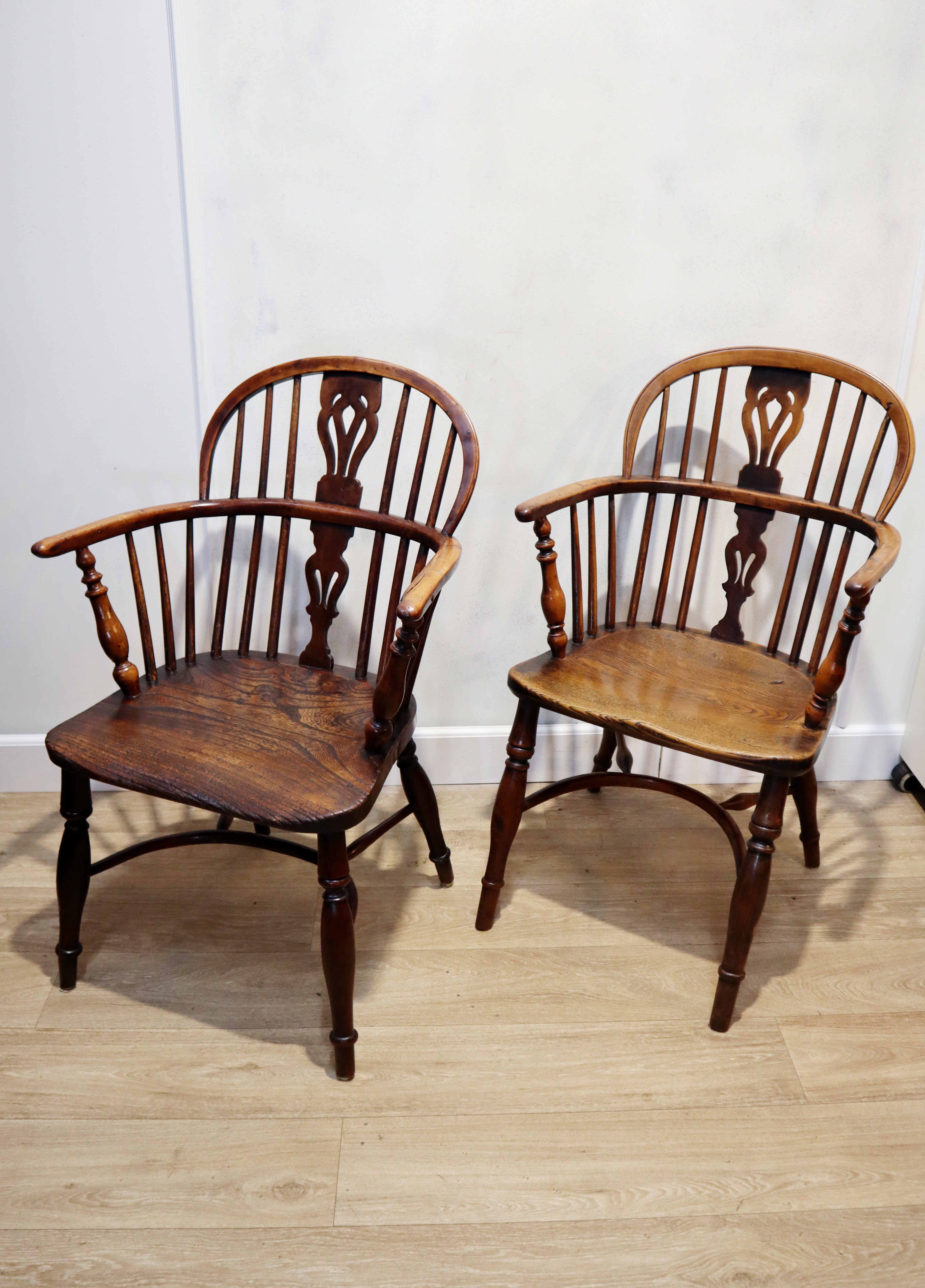 Set antieke Windsor armstoelen, taxushout
