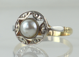 Antieke 18 karaat gouden ring met parel