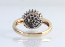 Gouden ring met diamantjes