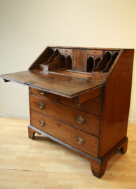 Antiek Engels klepbureau 18e eeuw