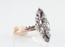 Antieke gouden ring met zilver en roosdiamanten