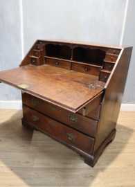 Antieke Engelse secretaire, 18e eeuw