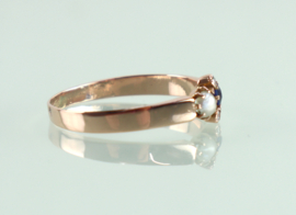 Antieke gouden ring met saffier, parel diamant