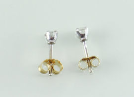 Gouden oorbellen briljant diamant