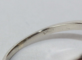 Antieke Art Deco 18 kt witgouden en platina ring met oudslijpsel diamanten