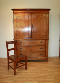 Antiek Hollands kabinet(je)