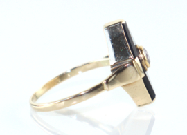 Antieke Art Deco gouden ring met onyx en diamant