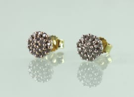 Gouden oorknoppen pavé gezet briljant geslepen diamantjes