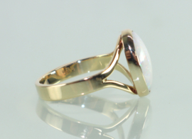 Vintage gouden ring met opaal