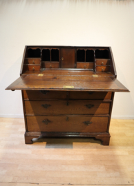 Antieke Engelse secretaire, 18e eeuw
