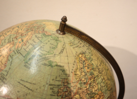 Antieke Nederlandse globe, Dr. Neuse/Bijleveld ca. 1929