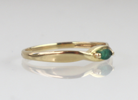 Antieke gouden ring met smaragd