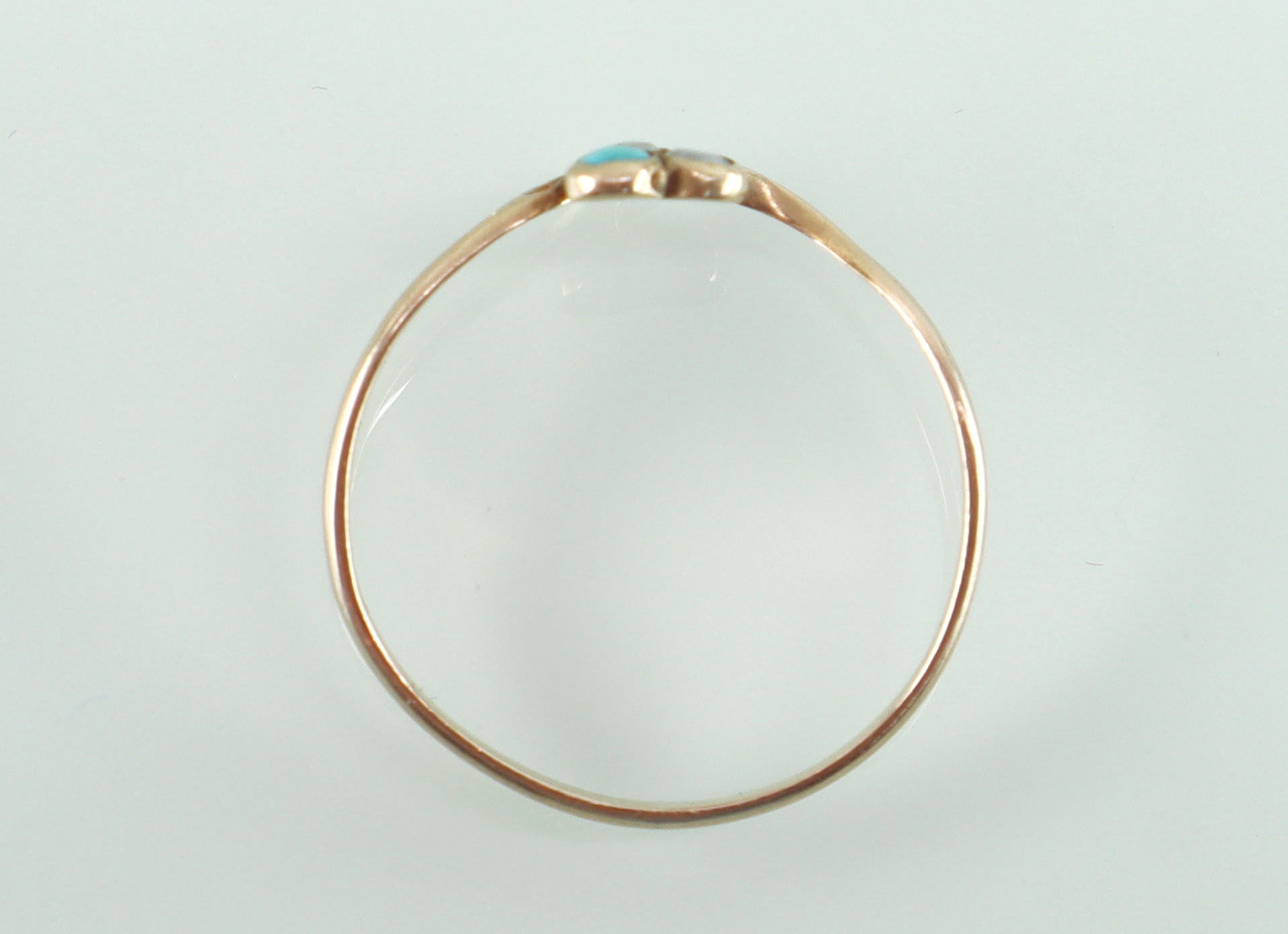 Gouden ring klavertje met turkoois en zaadparels