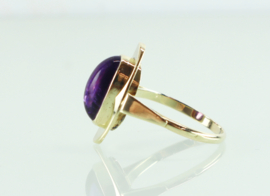 Vintage gouden ring cabochon amethist