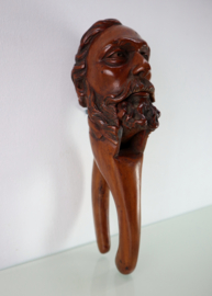Antieke houten notenkraker