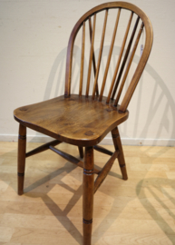 Vier antieke Windsorstoelen