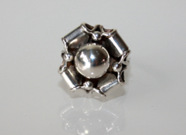 Vintage zilveren design ring gestilleerde bloem