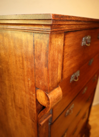 Antieke Hollandse chiffonière