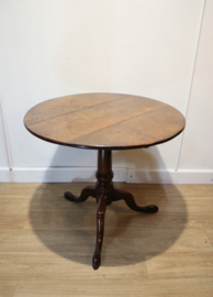 Antieke Engelse tilttoptafel, 18e eeuw