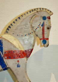 Antiek speelgoed paardje