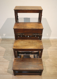Antieke bibliotheektoel, biblioteektrapje