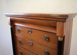 Antieke Hollandse chiffonière