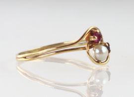 Antieke gouden ring parel robijnen, Jugendstil, ca. 1890