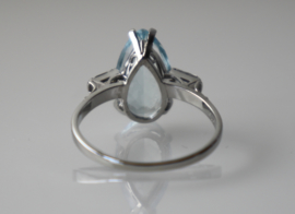 Art Deco platina ring met natuurlijke aquamarijn en diamant