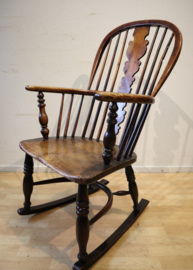 Antieke Windsor schommelstoel