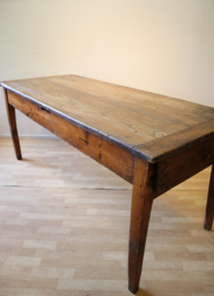 Antieke Franse tafel