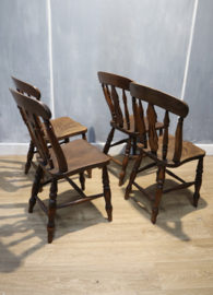 Set van vier antieke Windsorstoelen
