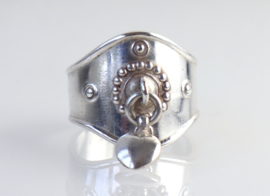 Zilveren ring met hartje Kalevala Koru Finland, 1976