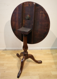 Antiek Engels tilt top tafeltje