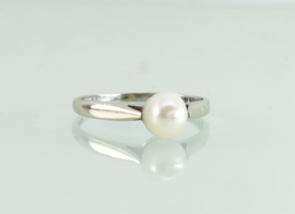 Art Deco 18 karaat witgouden ring met barok parel