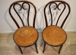 Set van vier caféstoelen